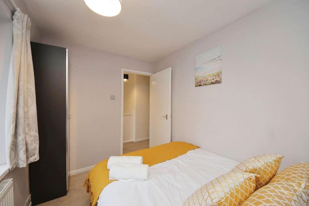 Beautiful Home Close To Town Free Netflix, Wifi Solihull Exteriör bild